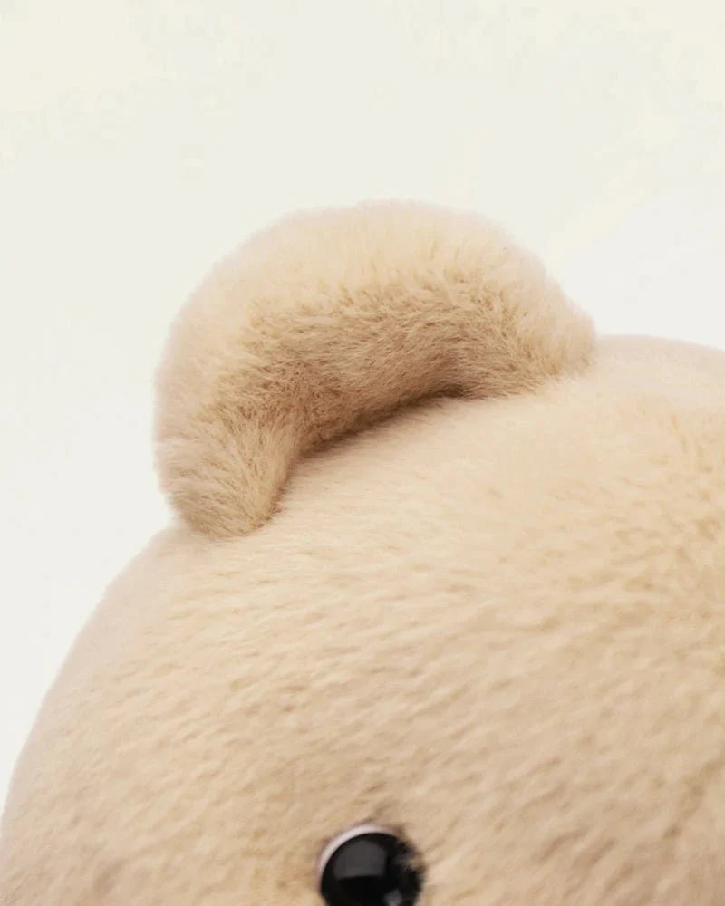 Ručne vyrábaný prémiový macko s vymeniteľnými oblečkami – FluffyCuddle