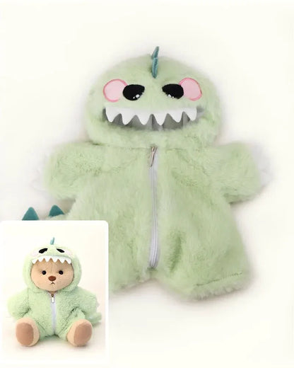 Ručne vyrábaný prémiový macko s vymeniteľnými oblečkami – FluffyCuddle