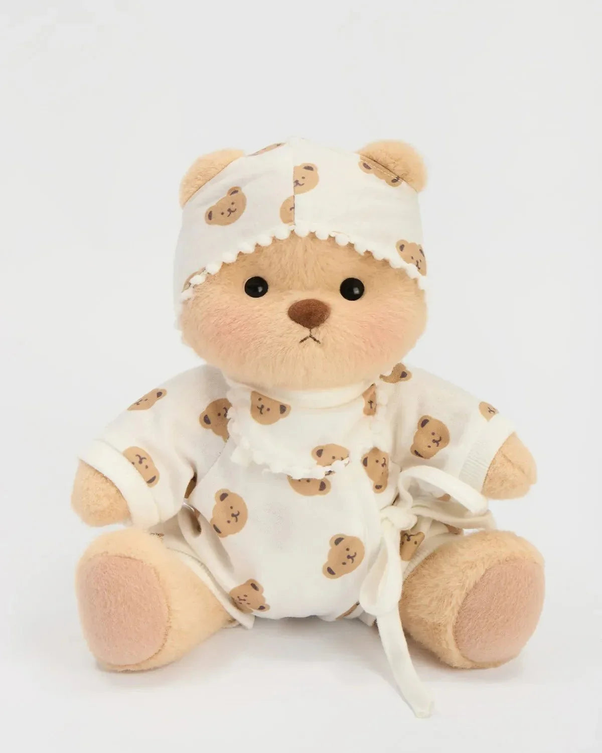 Ručne vyrábaný prémiový macko s vymeniteľnými oblečkami – FluffyCuddle