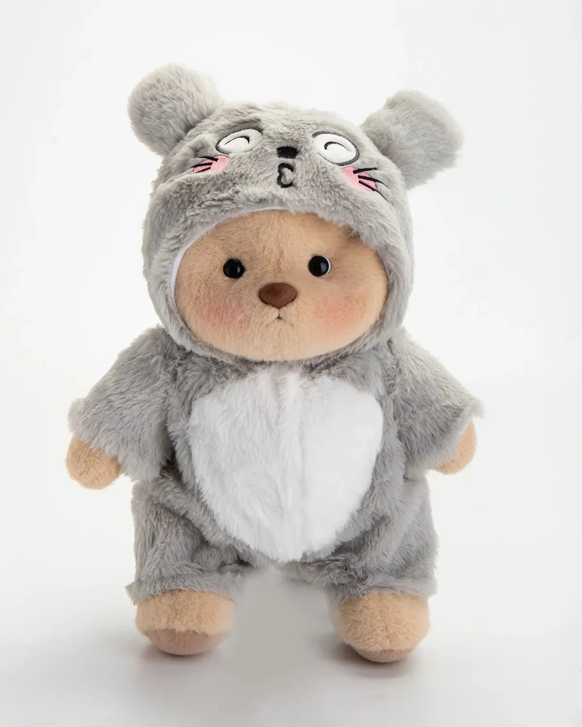 Ručne vyrábaný prémiový macko s vymeniteľnými oblečkami – FluffyCuddle